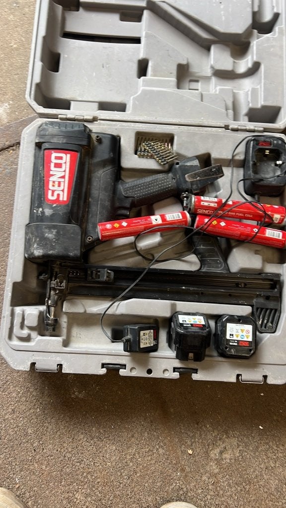 Senco SGP40 tacker met toebehoren, Ophalen of Verzenden, Gebruikt, Tacker/nietmachine, Overige merken