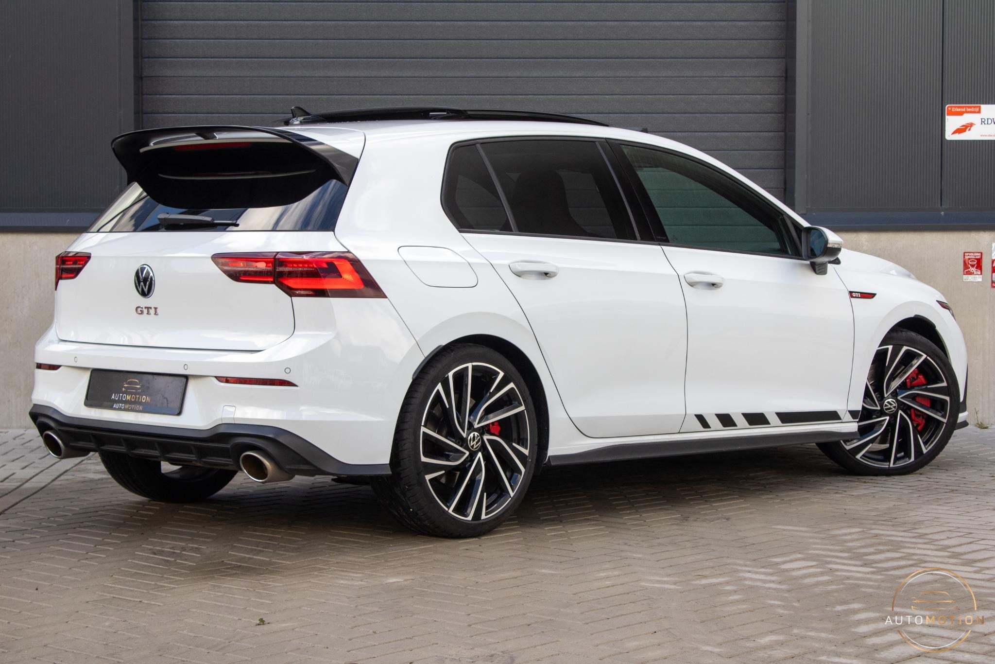 Volkswagen Golf 2.0 TSI GTI Clubsport PANO CAMERA IQ LIGHTS, Auto's, Dealer onderhouden, Gebruikt, Euro 6, 4 cilinders
