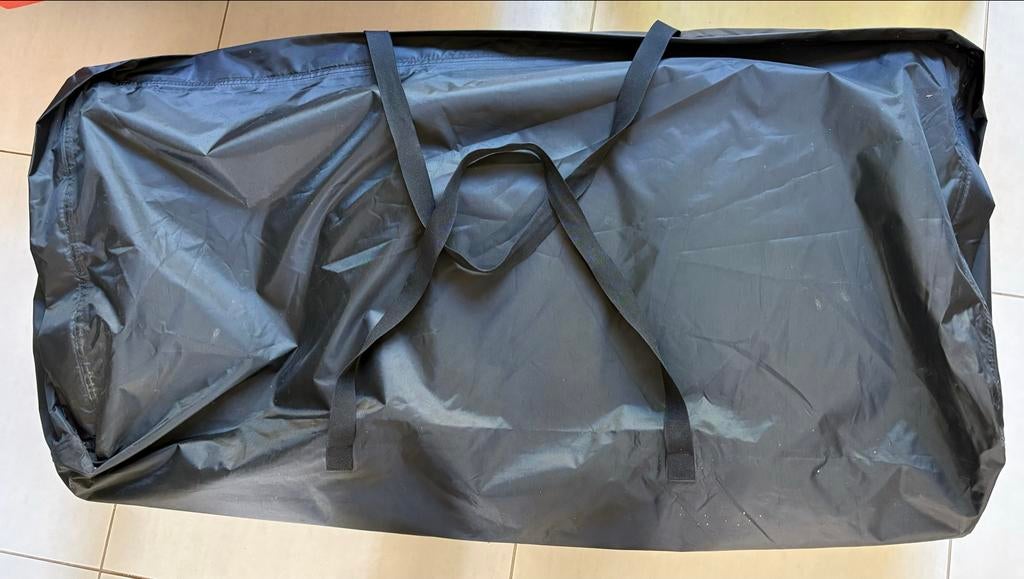 Matras voor ligbed in hoes. Kleur zwart., Tuin en Terras, Ligbedden, Nieuw, Ophalen