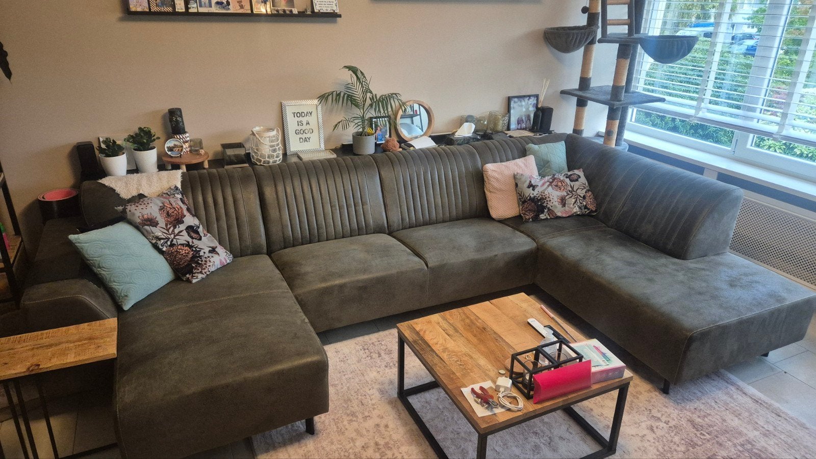 Grote hoekbank met chaise longue - Comfortabel en stijlvol, Huis en Inrichting, Ophalen, Gebruikt, Stof, Modern, Comfortabel, Lounge