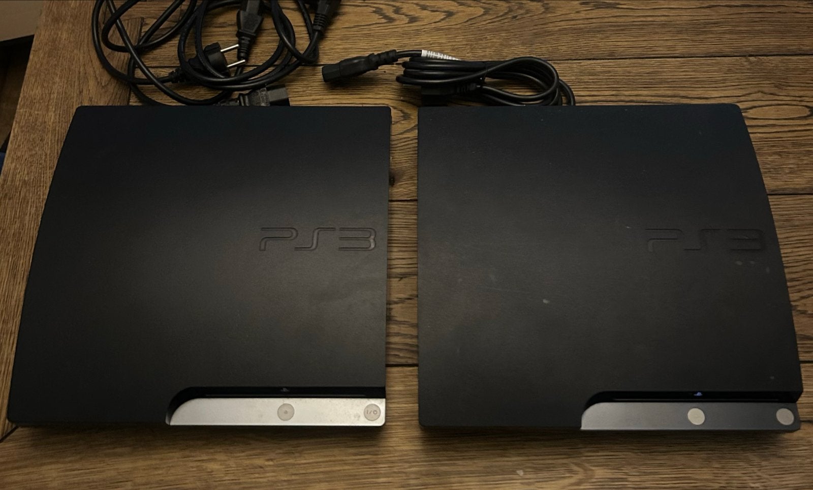 2x PS3 consoles met 3 controllers en 28 games, Ophalen, Met 3 controllers of meer, Slim, Gebruikt