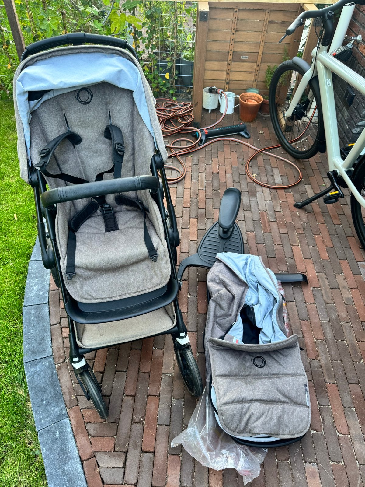 Bugaboo Fox 2 Limited Edition Taupe + Meerijdplankje, Kinderwagen, Bugaboo, Ophalen of Verzenden, Zo goed als nieuw