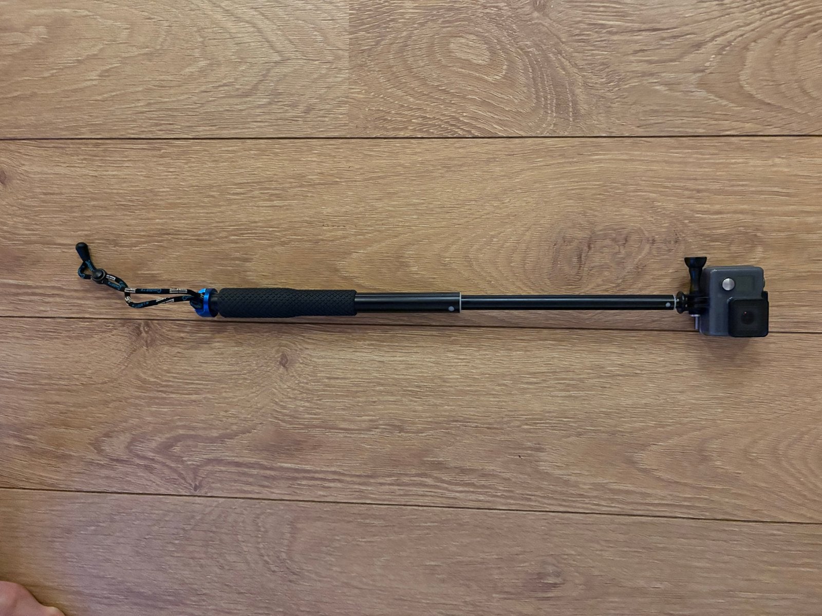 Foto 2 van GoPro Hero 4 Silver met Selfiestick