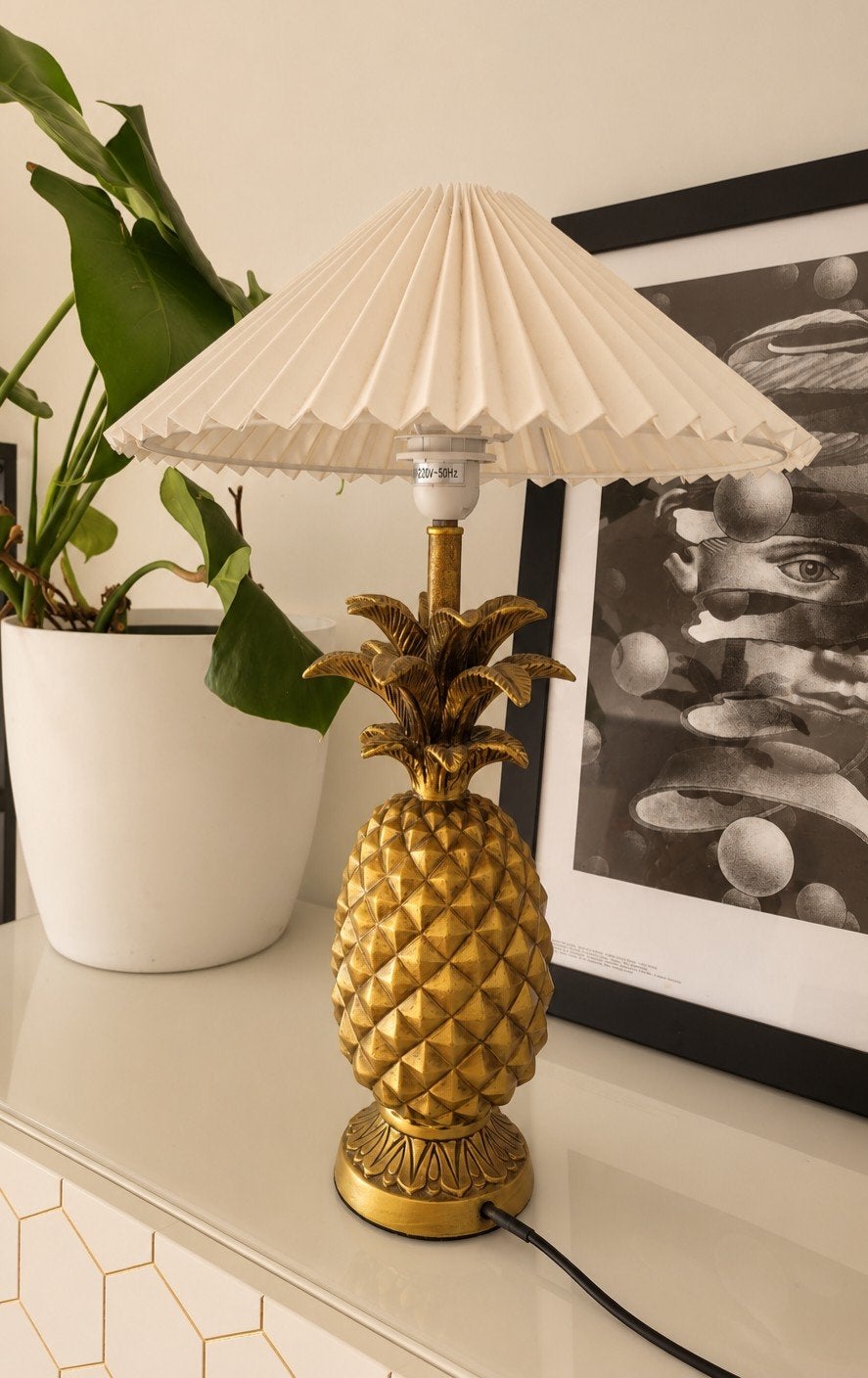 Ananas Tafellamp met Stoffen Kap - Goudkleurig, Ophalen, Goud, Metaal, E27 (groot)
