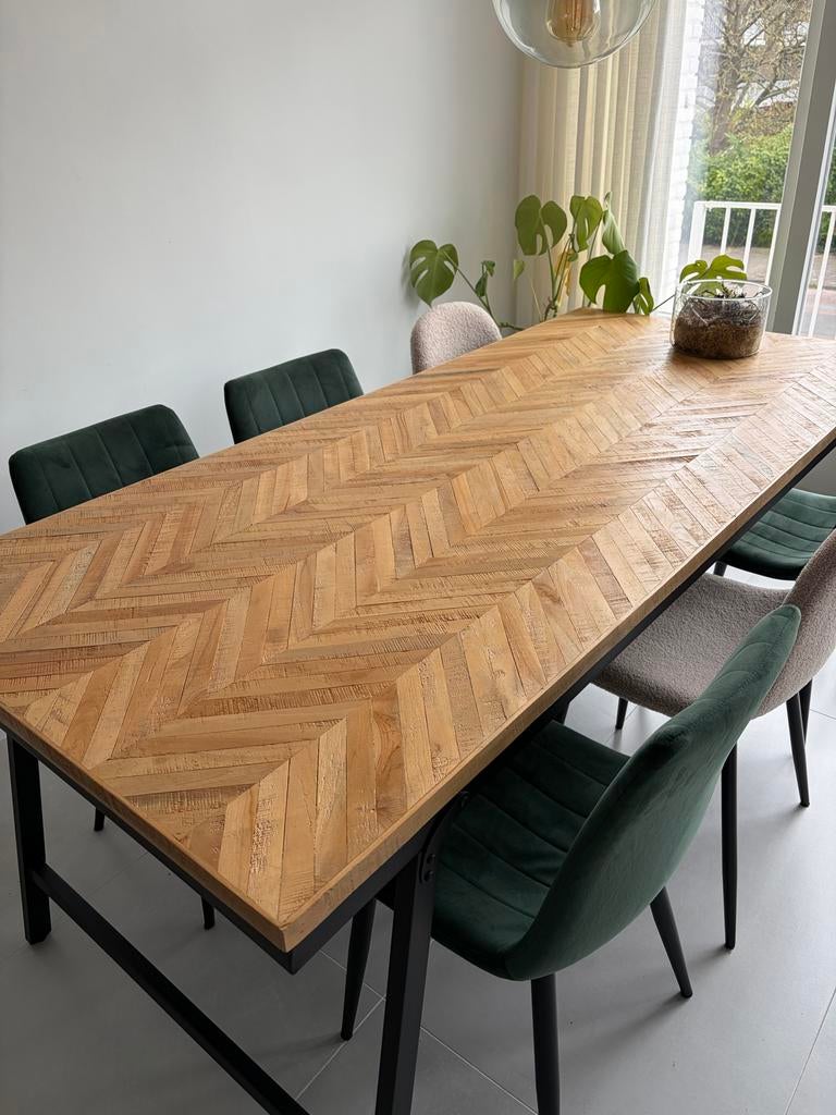 Houten eettafel visgraatmotief 6-8 personen, Ophalen, Gebruikt, 50 tot 100 cm, Vijf personen of meer