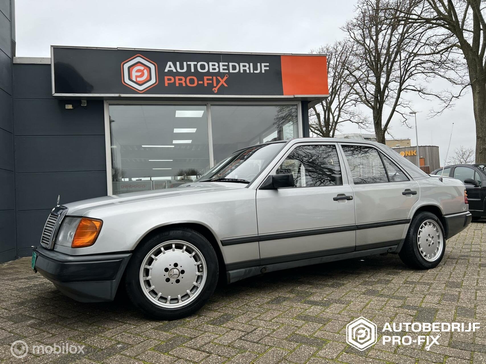 Mercedes 200E, 1998 cc, Achterwielaandrijving, Gebruikt, 4 cilinders