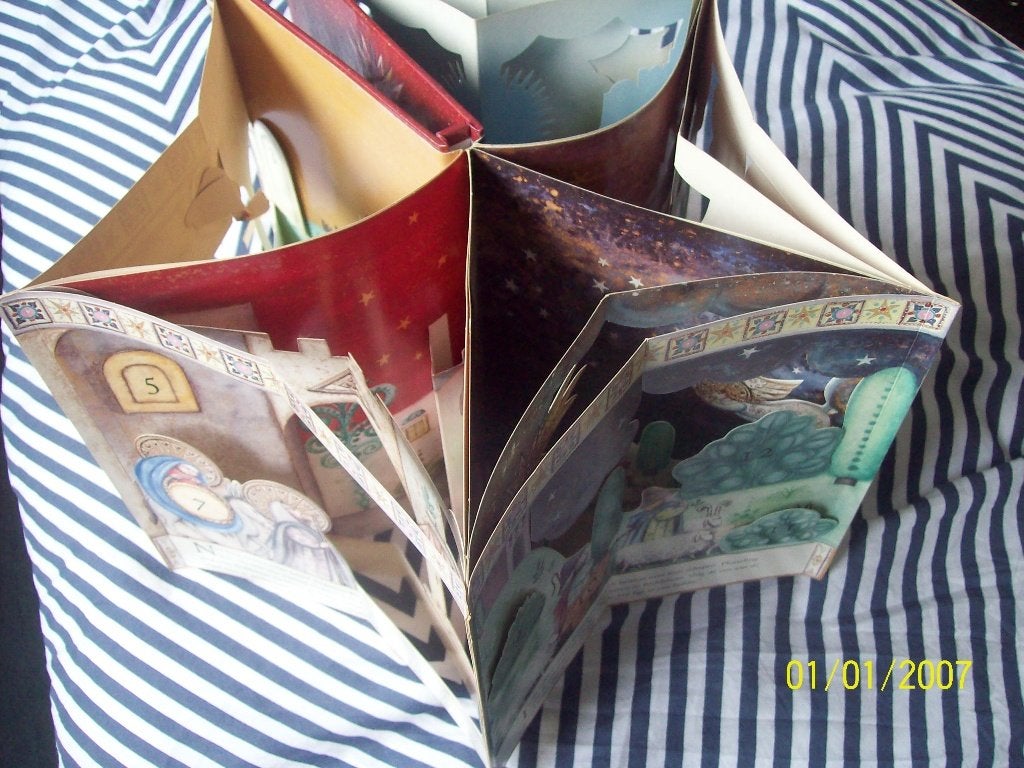 FRANCESCA CRESPI, ADVENT CARROUSEL, NIEUWSTAAT, Ophalen of Verzenden, Zo goed als nieuw, FRANCESCA CRESPI, Fictie algemeen