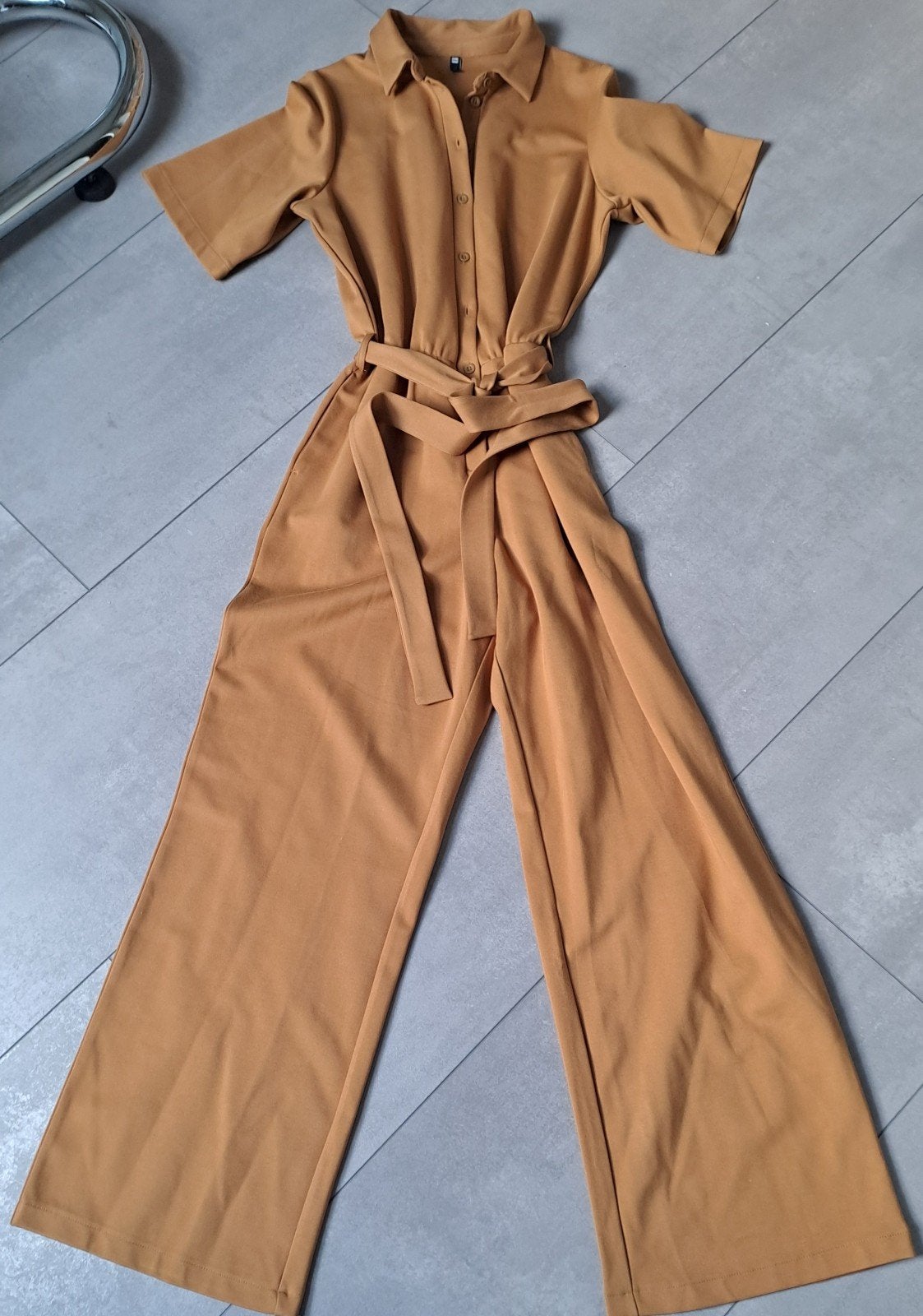 Okergele jumpsuit Hema maat M, Kleding | Dames, Maat 38/40 (M), Geel, Ophalen of Verzenden, Zo goed als nieuw