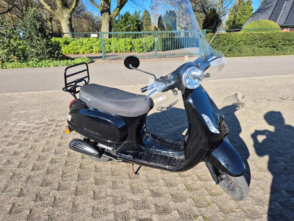 Zwarte La Souris Scooter, Ophalen of Verzenden, 50 cc, Benzine, La souris, sourini