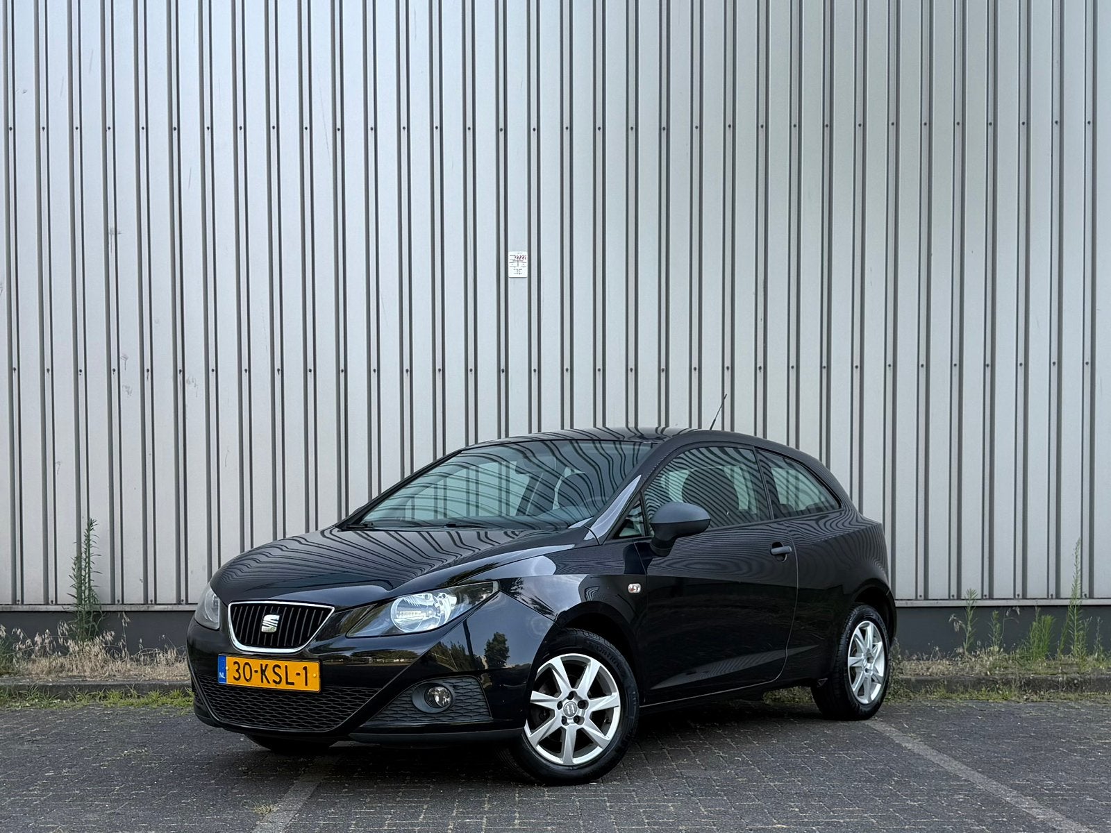 Seat Ibiza 1.4 | 2010 | Riem VV | Airco | NL auto | Lage KM, Voorwielaandrijving, Stof, 40 €/maand, 4 cilinders