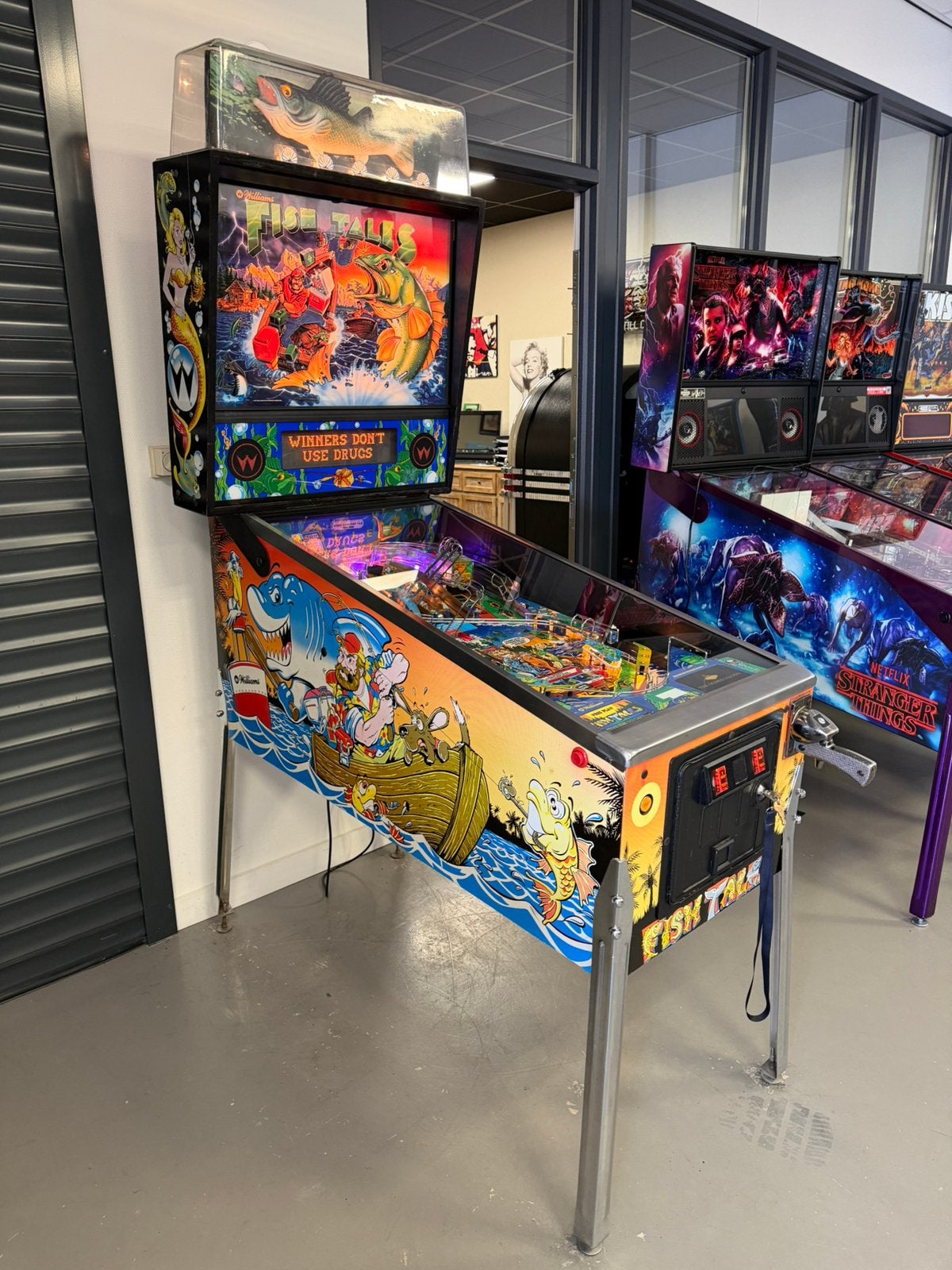 Prachtige flipperkast Williams Fish Tales Pinball, Ophalen, Gebruikt, Williams, Dot-matrix