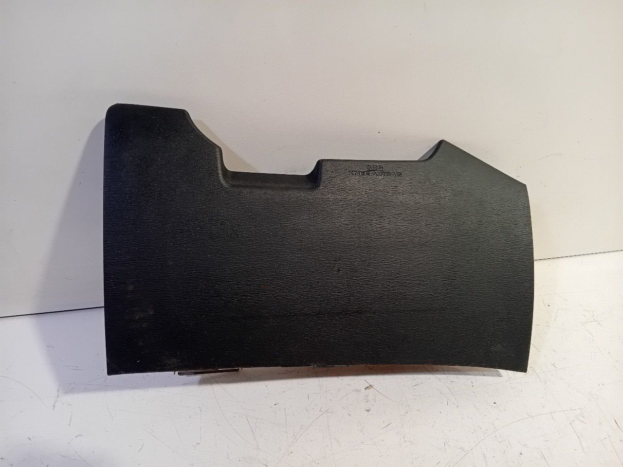 Airbag knie links Toyota Avensis, Auto-onderdelen, Onderdelen@venauto.nl, Van der Ven Autorecycling B.V., Gebruikt, Ettenseweg 76, 4706 PB Roosendaal, The Netherlands