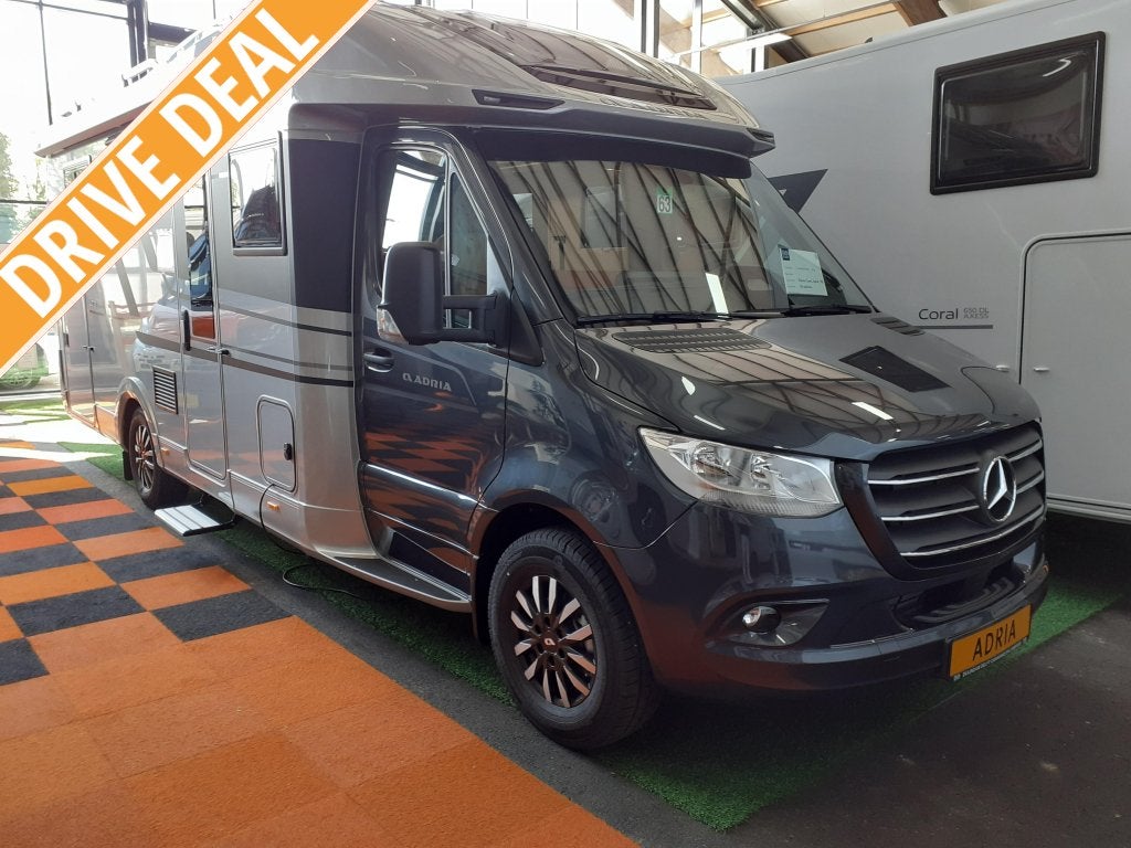 Adria Coral Supreme MB 670 DL Alde / Truma dakairco, Automaat, Luifel, Ringverwarming, Bedrijf