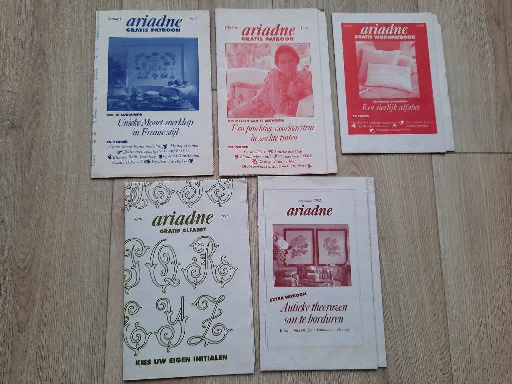 Diverse oude handwerkpatronen Ariadne 1992, Hobby en Vrije tijd, Ophalen of Verzenden, Gebruikt, Handborduren, Patroon