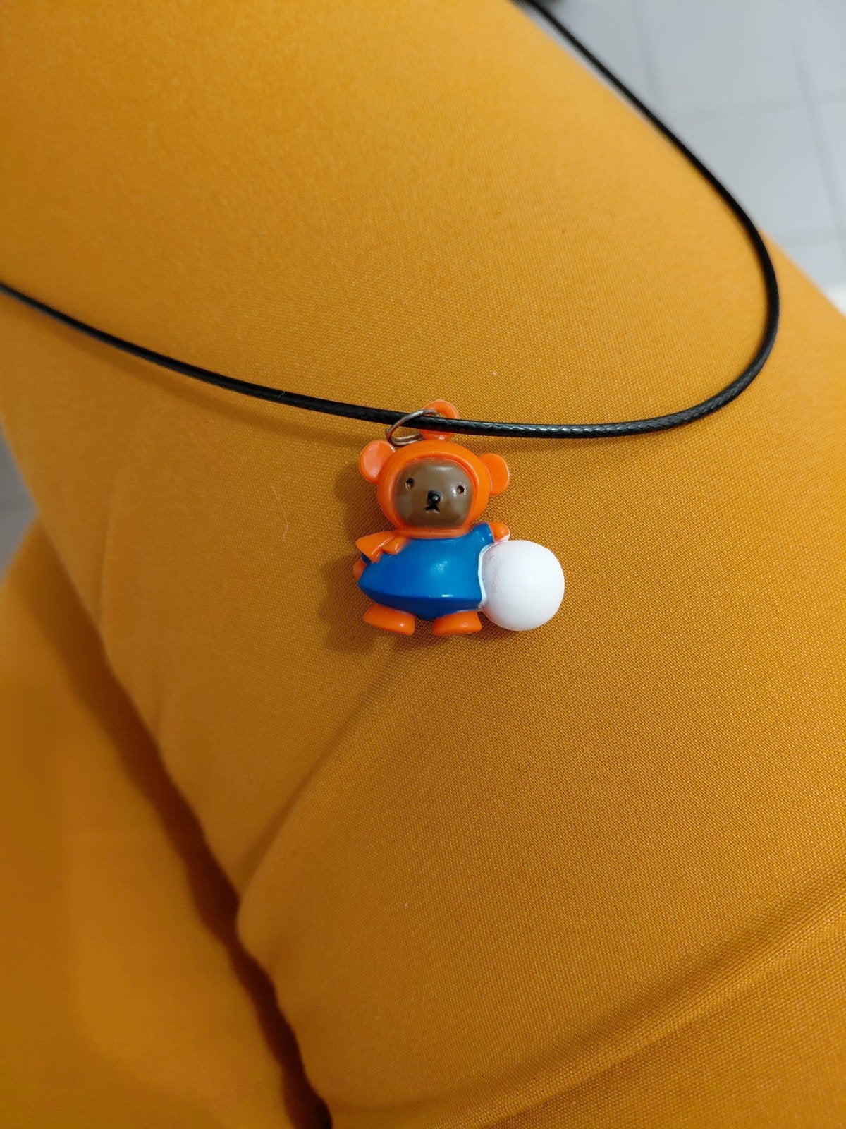 Leuke ketting met Nijntje beer hanger waxkoord, Overige materialen, Overige kleuren, Nieuw, Ophalen of Verzenden
