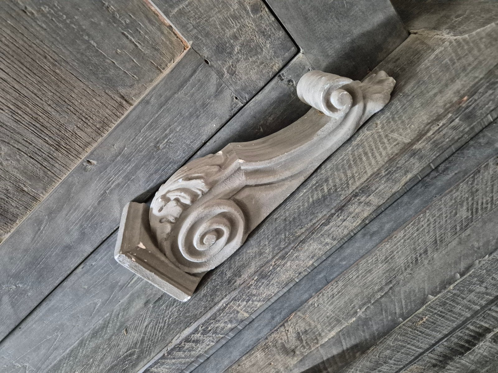 Decoratieve ornament van steen, Huis en Inrichting, Ophalen of Verzenden
