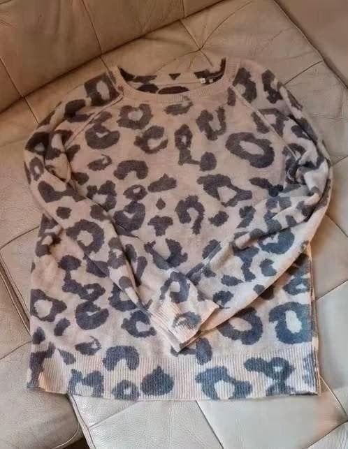 Lichtbruine panterprint sweater maat S, Kleding | Dames, Truien en Vesten, Ophalen of Verzenden, Gedragen, Maat 36 (S), Bruin