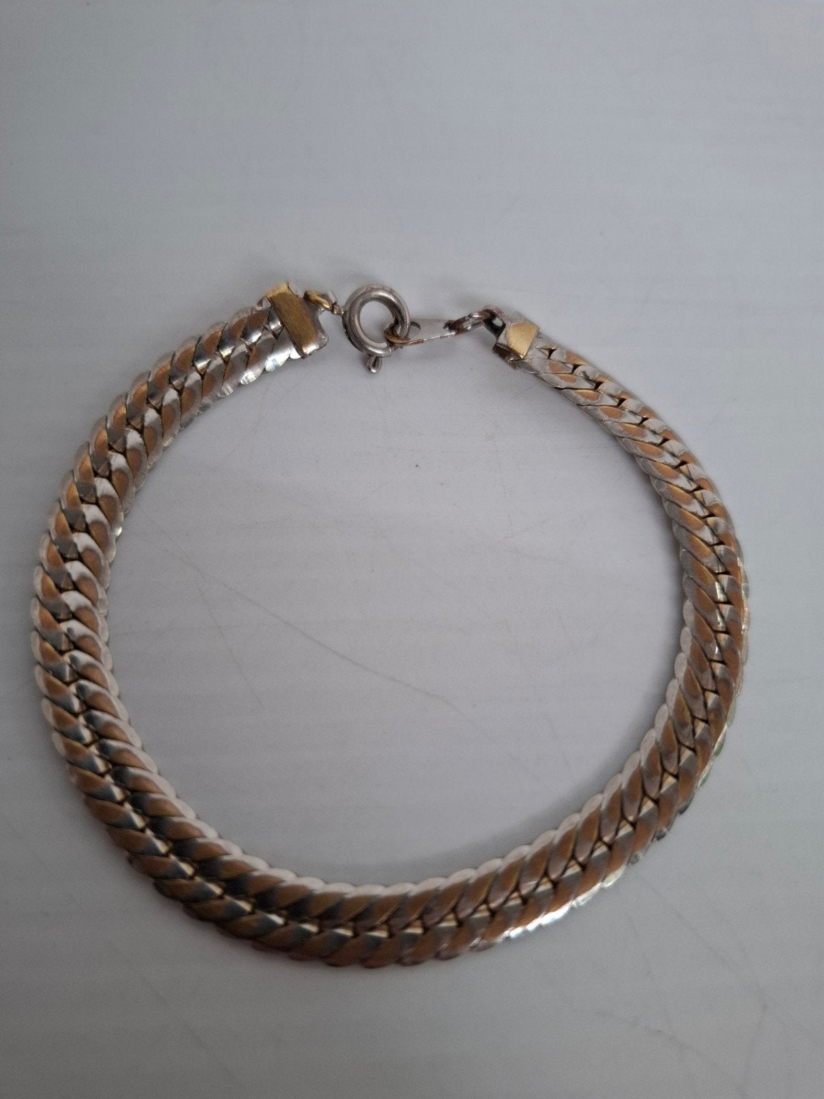 Goud- en zilverkleurige armband, Ophalen, Gebruikt, Goud