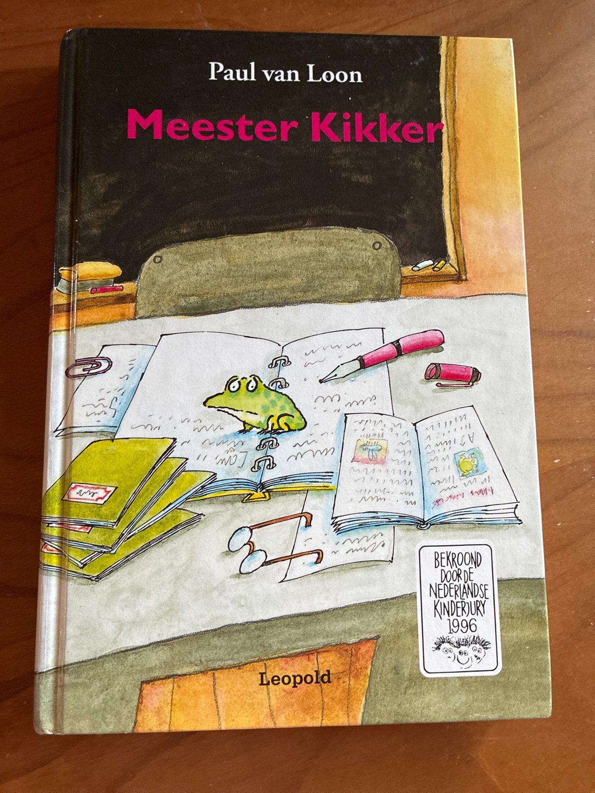 Meester Kikker - Paul van Loon (Bekroond), Ophalen of Verzenden, Zo goed als nieuw, Fictie algemeen