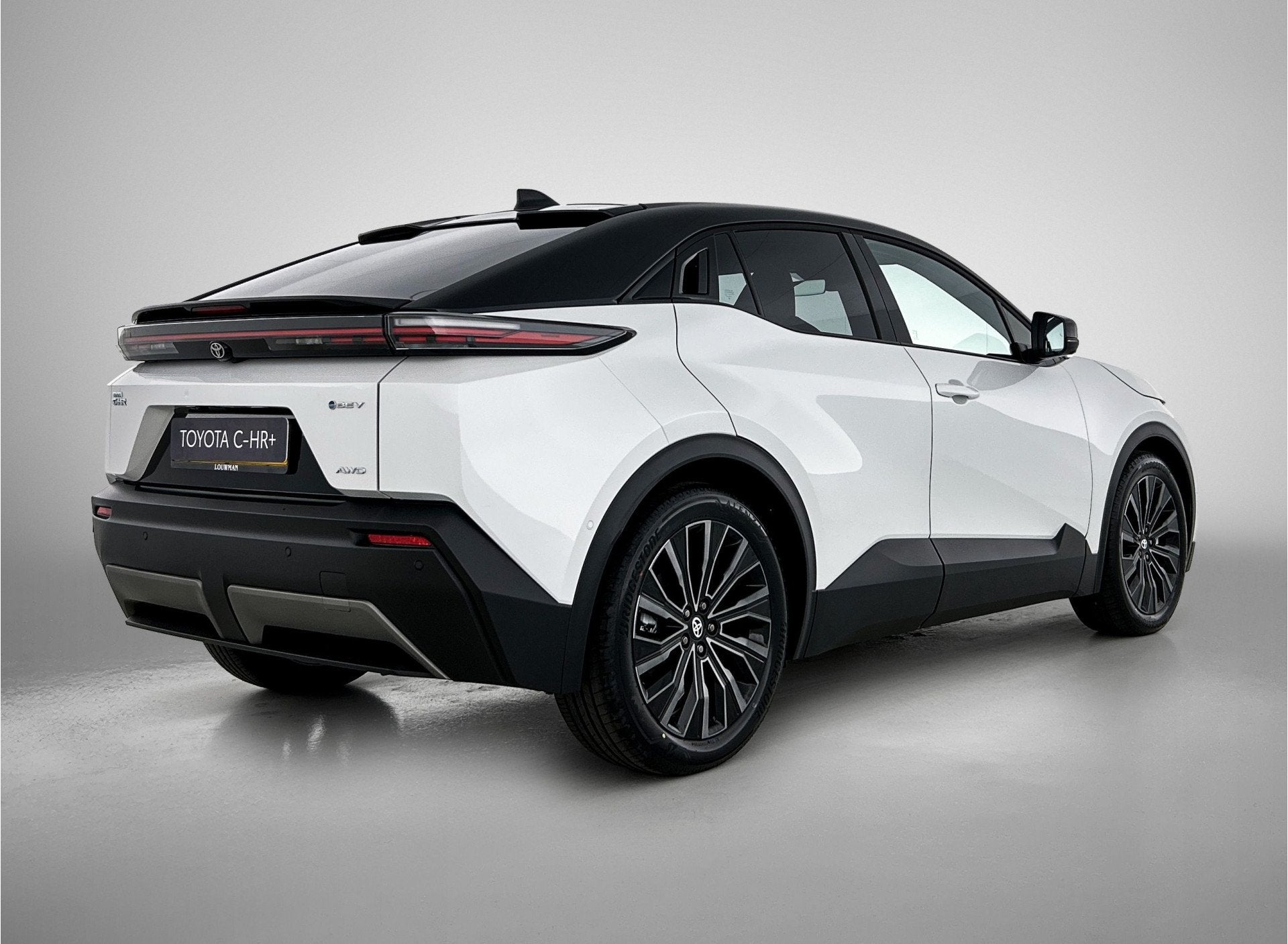 Toyota C-HR+ Executive AWD 77 kWh *EV-Deal* | Stoel en stuur, Auto's, Automaat, Stof, 24 min, Wit