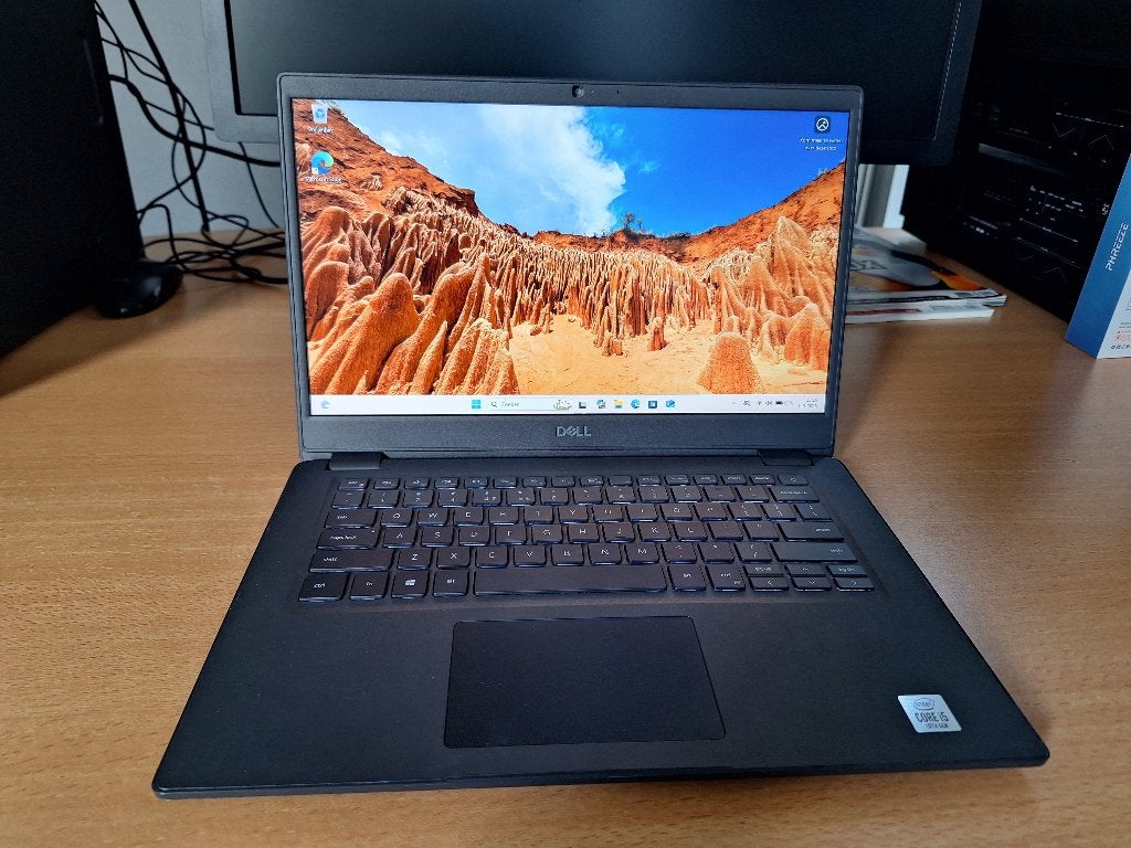 Dell Latitude 3410 Laptop, Computers en Software, 256 GB, 2 tot 3 Ghz, Qwerty, 14 inch