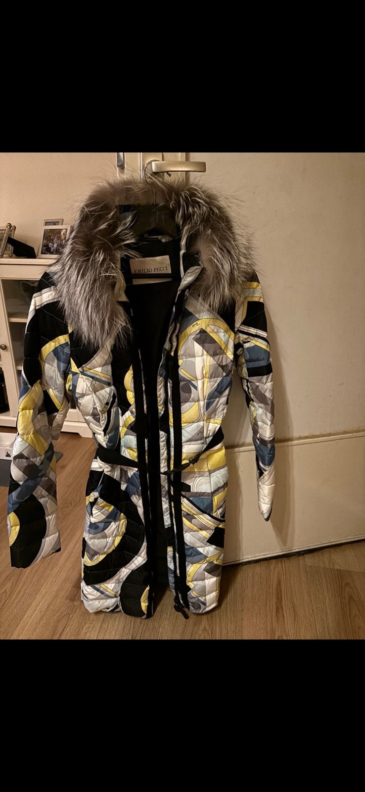 Emilio Pucci Printed Long Down Coat with Fur Collar, Ophalen of Verzenden, Zo goed als nieuw, Maat 38/40 (M), Overige typen