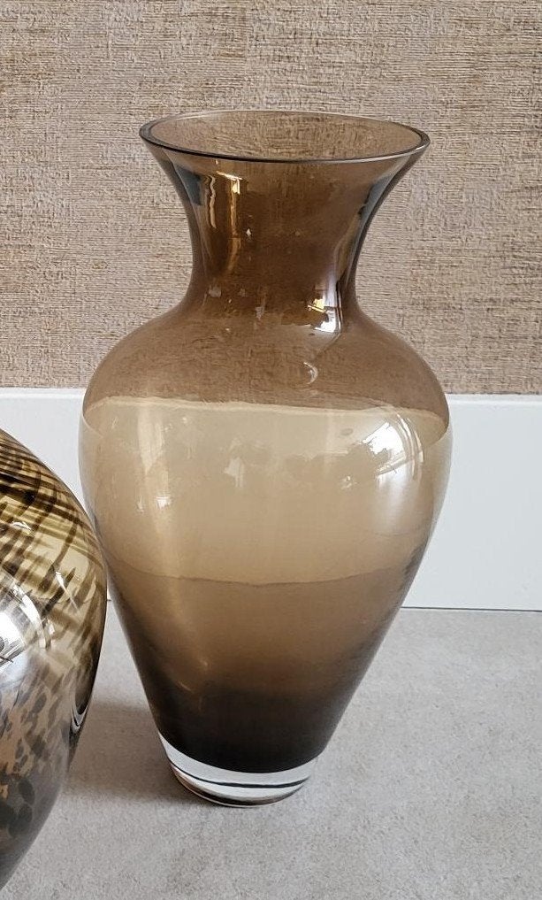 Ongebruikte glazen vaas van Vase the World, bruin, Huis en Inrichting, Woonaccessoires | Vazen, Ophalen of Verzenden, Zo goed als nieuw