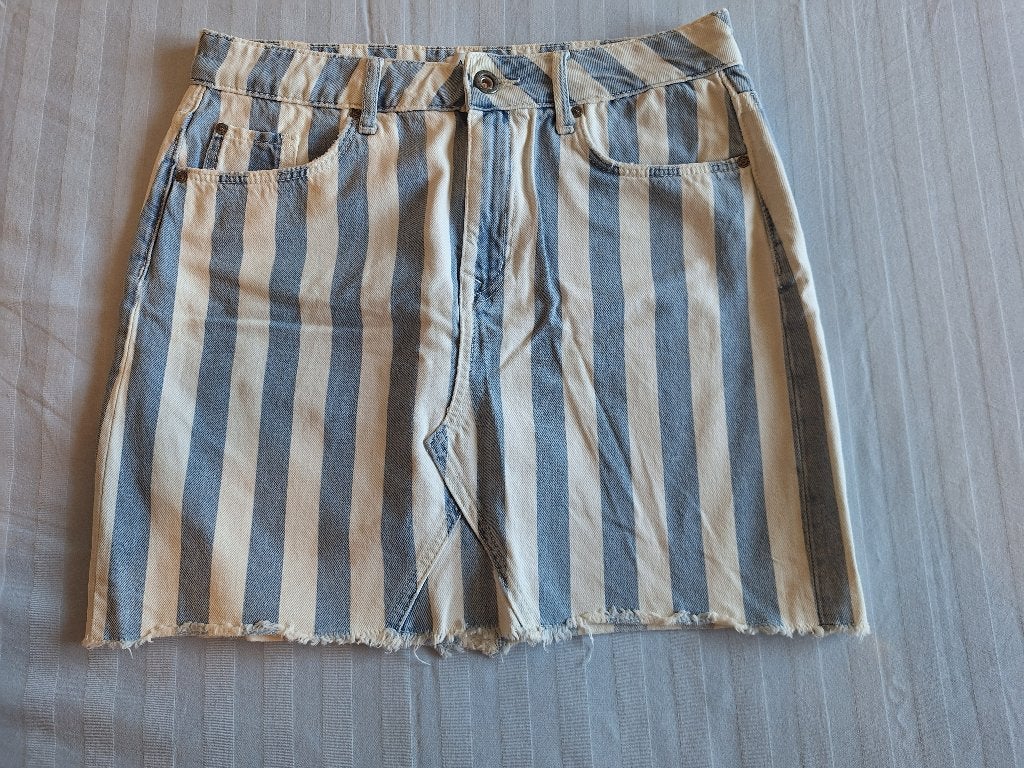 Hele mooie spijkerrok lichtblauw/wit/creme merk Anti Blue M, Maat 38/40 (M), Anti Blue, Blauw, Ophalen of Verzenden