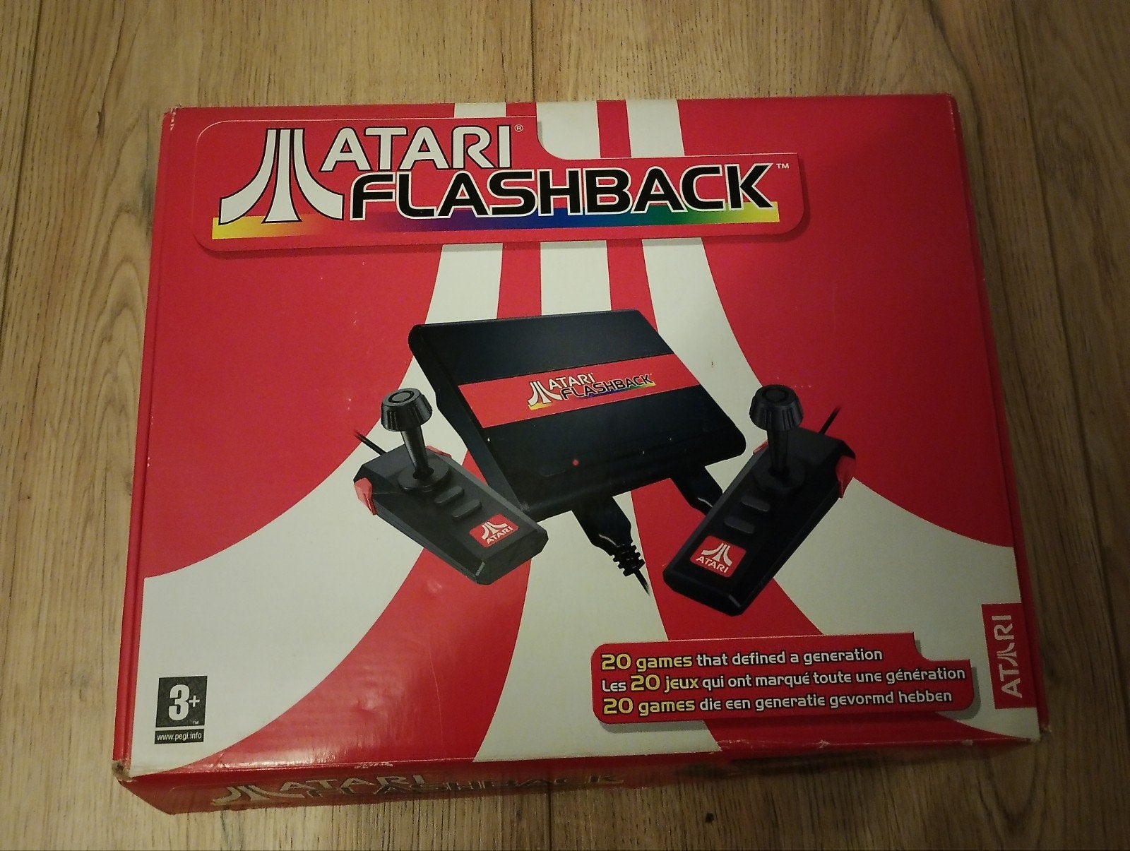 Atari Flashback Console Compleet, Spelcomputers en Games, Spelcomputers | Atari, Ophalen of Verzenden, Zo goed als nieuw, Met 2 controllers