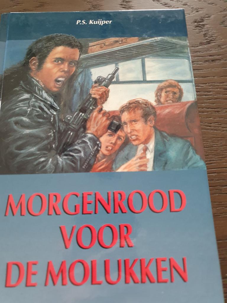 Morgenrood voor de Molukken - P.S. Kuijper, Ophalen of Verzenden