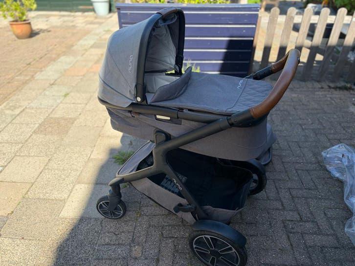 Nuna Demi Grow Oxford kinderwagen compleet met reiswieg, Kinderen en Baby's, Kinderwagens en Combinaties, Duowagen, Zo goed als nieuw