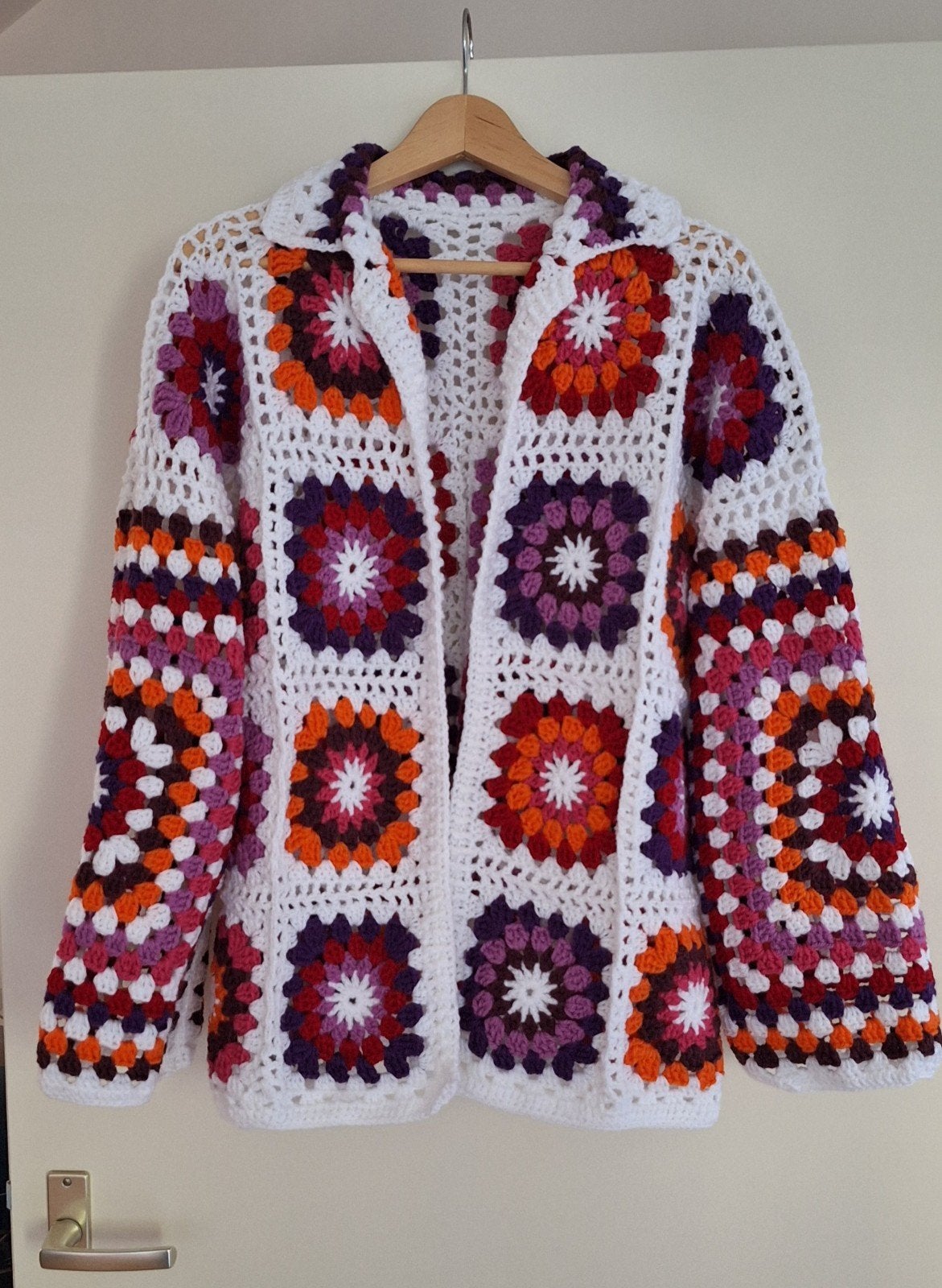 Gehaakt ' granny' vest, roze, paars tinten., Kleding | Dames, Truien en Vesten, Ophalen of Verzenden, Nieuw, Maat 42/44 (L)