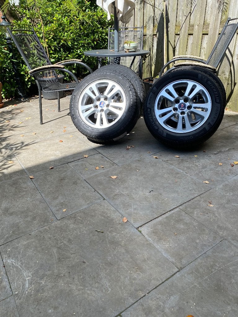 Saab 9-5 velgen met banden 7-8 mm, Auto-onderdelen, Banden en Velgen, Ophalen, Gebruikt, 155 mm, 16 inch