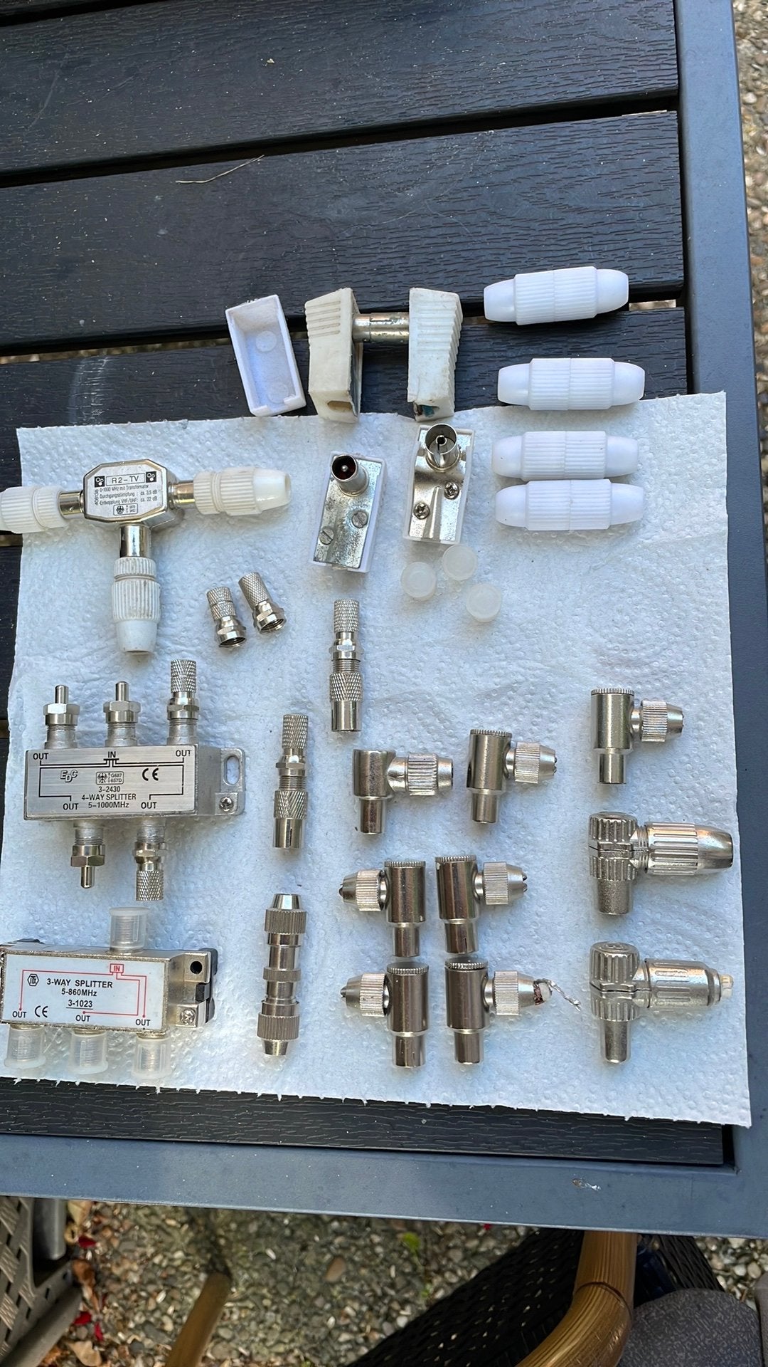 Diverse coaxiale kabels en splitters voor TV/kabel, Ophalen of Verzenden, Gebruikt, Minder dan 2 meter, Coaxiale kabel