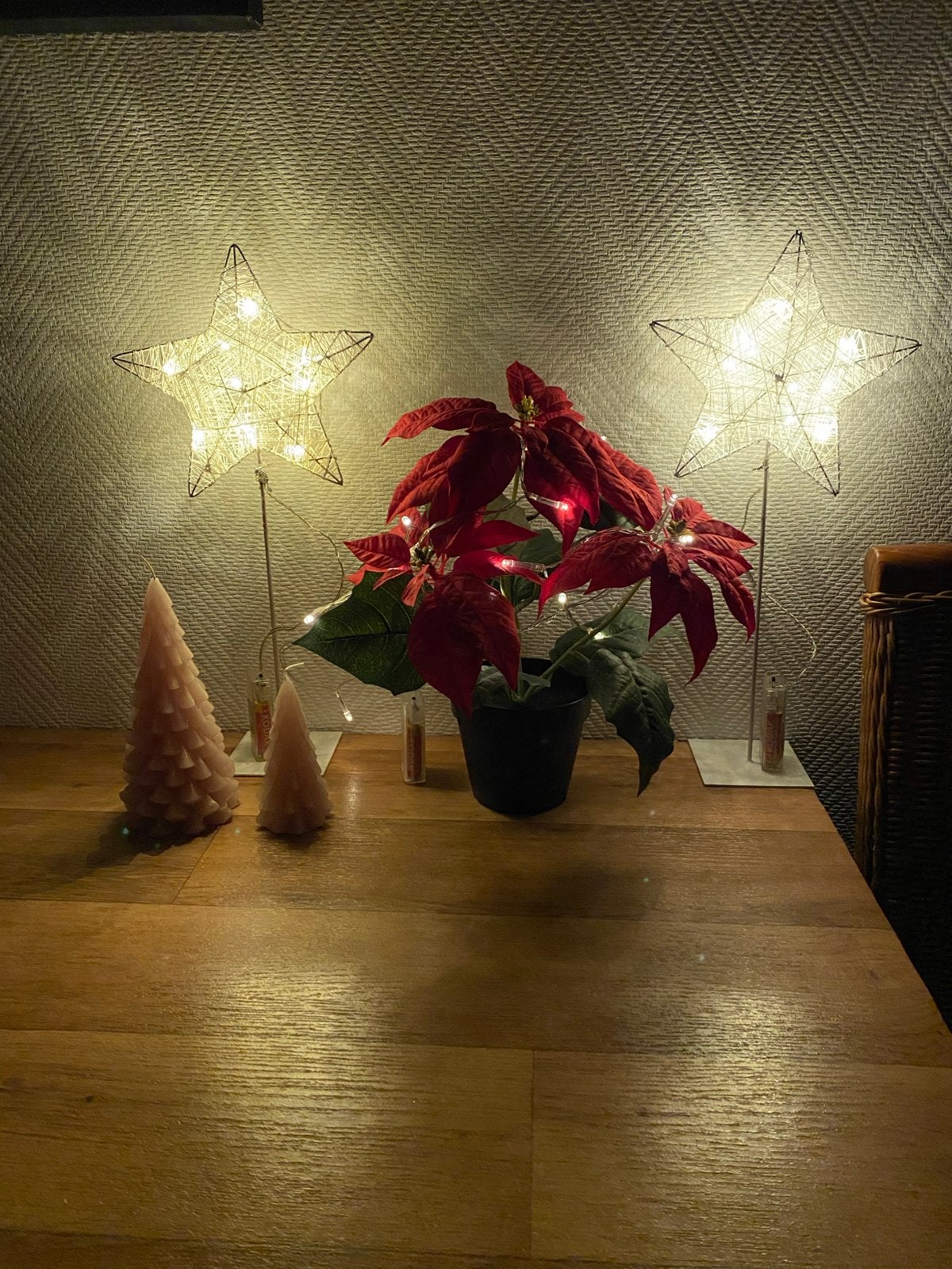 2kerststerren,2kerstkaarsen en een kunst kerstplant (Ikea), Ophalen of Verzenden, Zo goed als nieuw