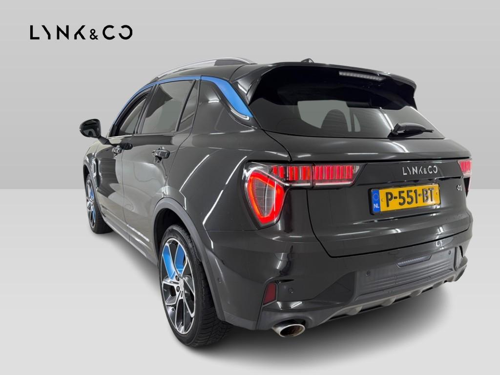 Lynk & Co 01 1.5 262pk Plug-in 360° Pano Stoelverw. Carplay, Euro 6, Origineel Nederlands, Bedrijf, 1854 kg