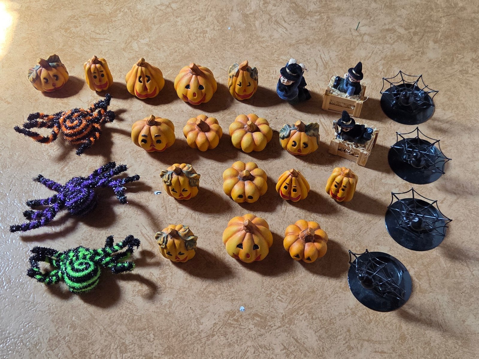 Halloween decoraties (pompoenen, heksen en spinnen), Ophalen of Verzenden, Gebruikt