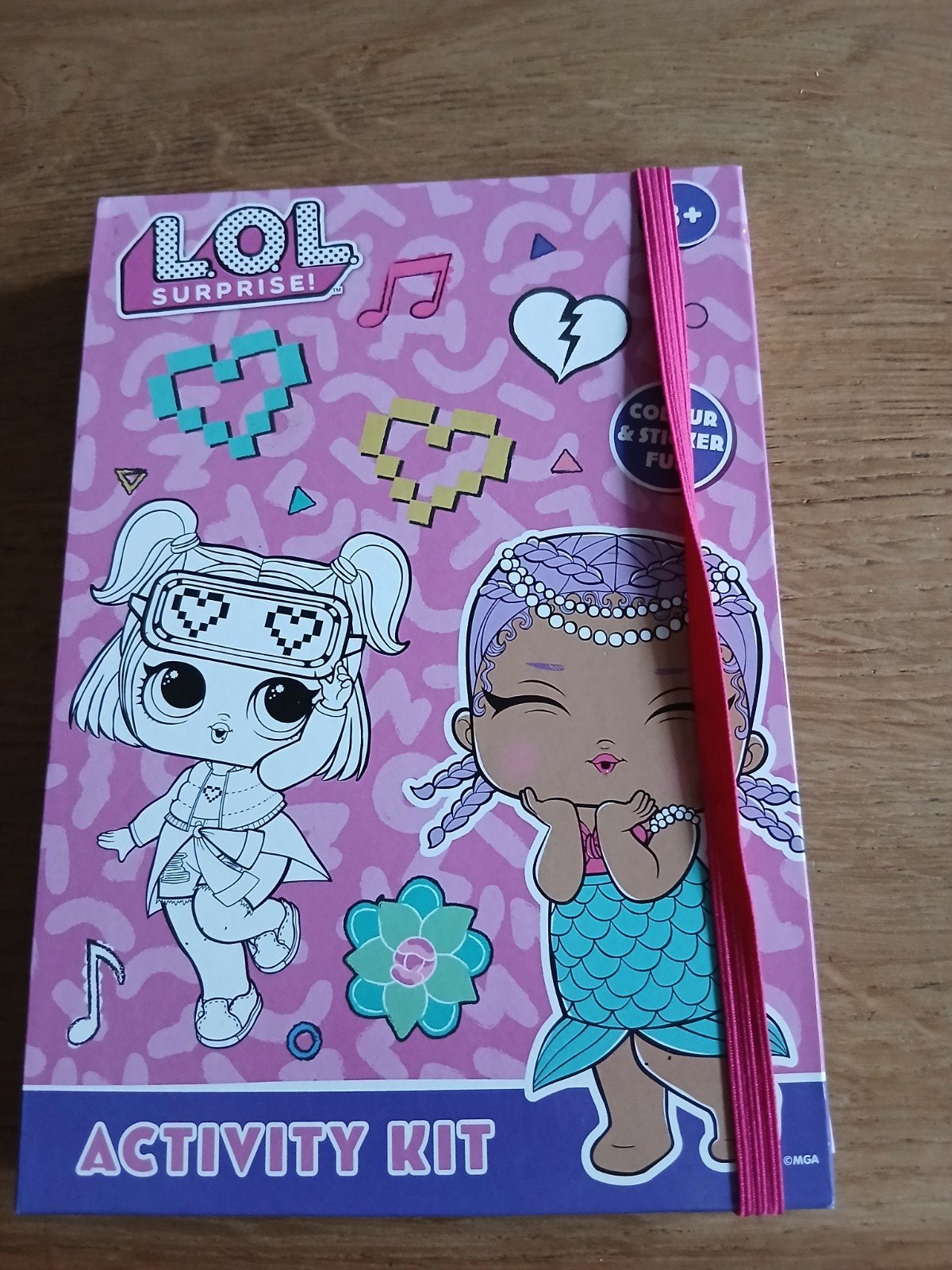LOL Surprise Activity Kit: Kleuren & Stickers, Ophalen of Verzenden, Zo goed als nieuw, Knutselen