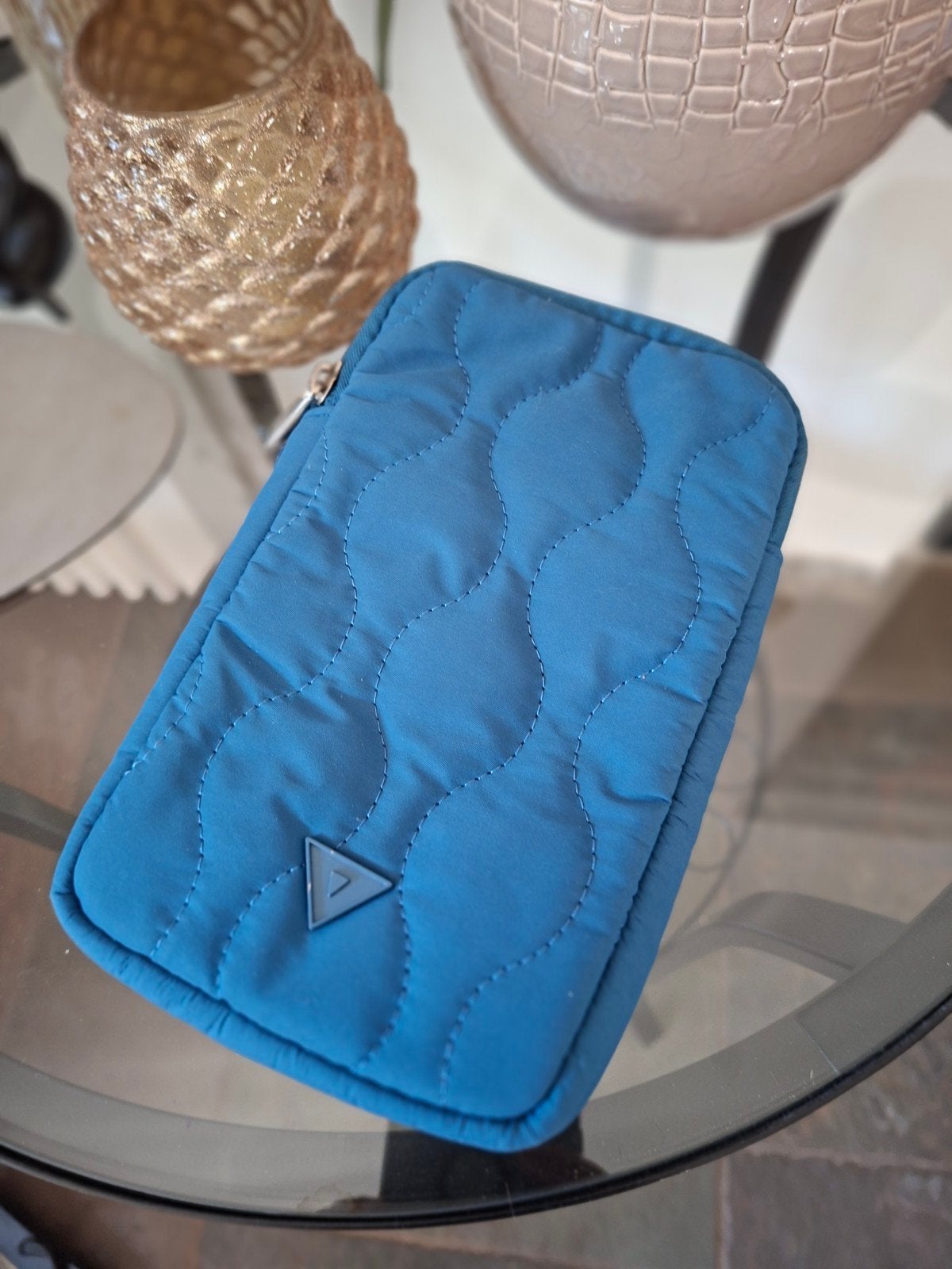 Gewatteerd Telefoontasje / Crossbody – Blauw – Als Nieuw!, Ophalen of Verzenden, Zo goed als nieuw, Zwart, Schoudertasje