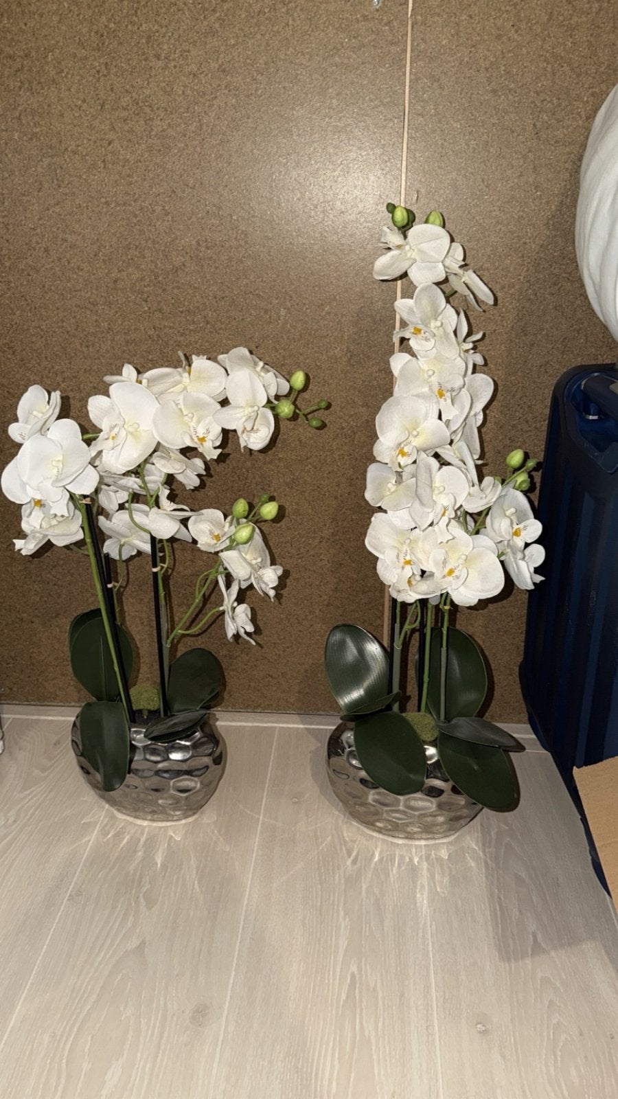Kunst Orchidee in Zilveren Pot - Buigzaam & Elegant, Huis en Inrichting, Woonaccessoires | Overige, Nieuw, Kunststof, Zilver, Modern