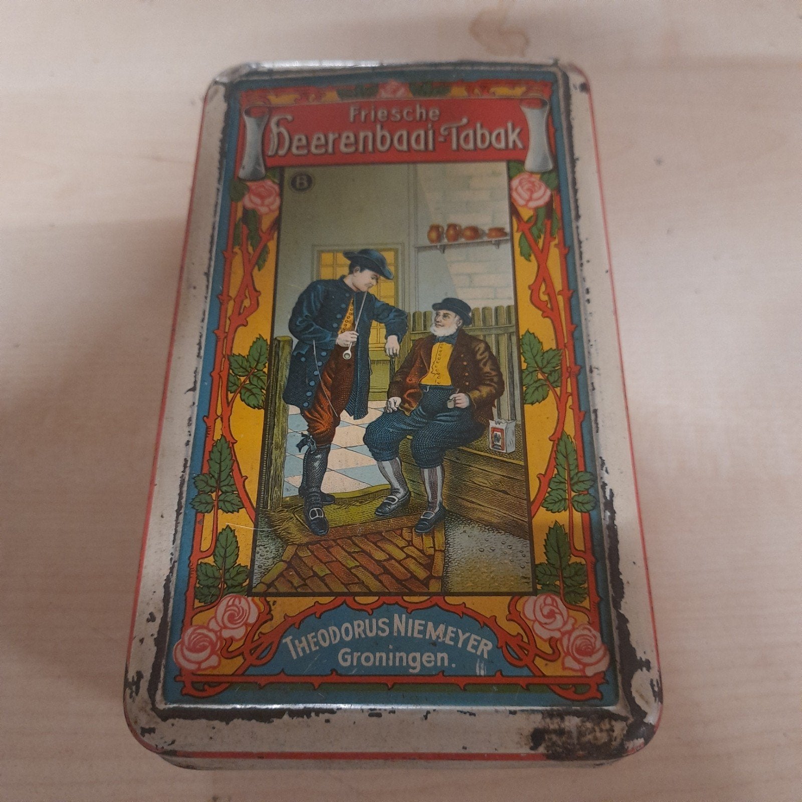 Antieke Theodorus Niemeyer's Friesche Heerenbaai Tabaksdoos, Ophalen of Verzenden, Gebruikt, Overige