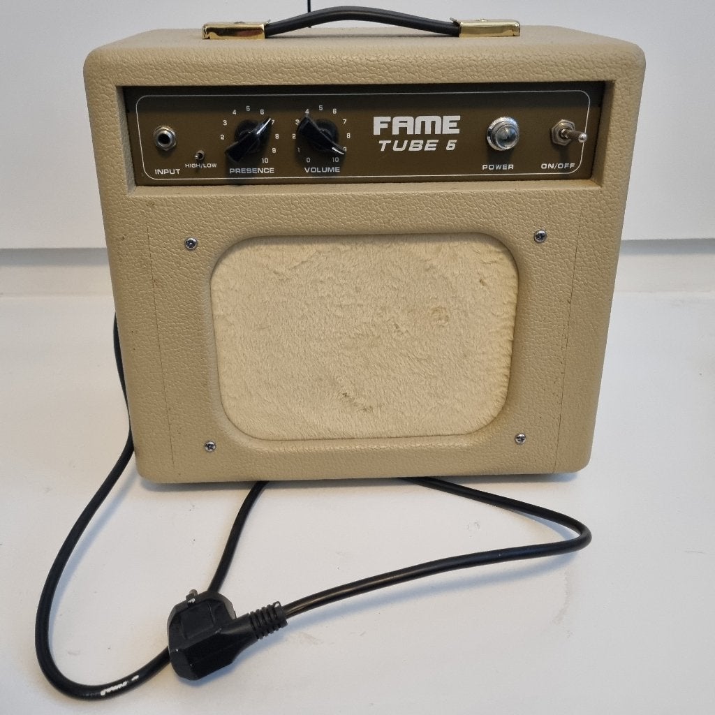 Fame Tube 5 Gitaarversterker, Muziek en Instrumenten, Ophalen of Verzenden, Gebruikt, Gitaar, Minder dan 50 watt