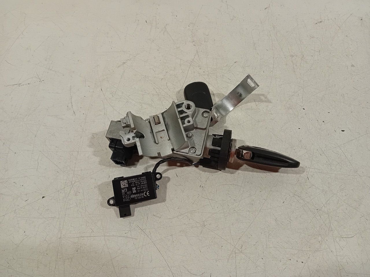 Slotenset cil inclusief immobilizer Opel Astra, Onderdelen@venauto.nl, Van der Ven Autorecycling B.V., Gebruikt, Ettenseweg 76, 4706 PB Roosendaal, The Netherlands