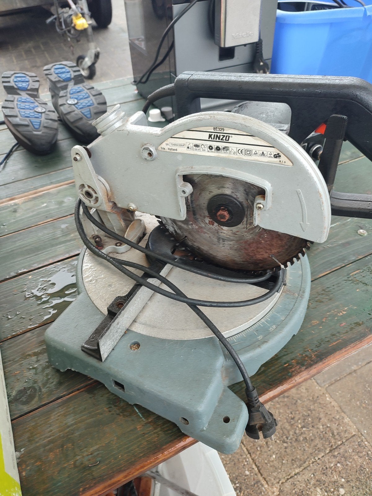 Kinzo Afkortzaag 1200W - Krachtig en Betrouwbaar, Doe-het-zelf en Verbouw, Gebruikt, Kinzo, Ophalen of Verzenden, Afkortzaag