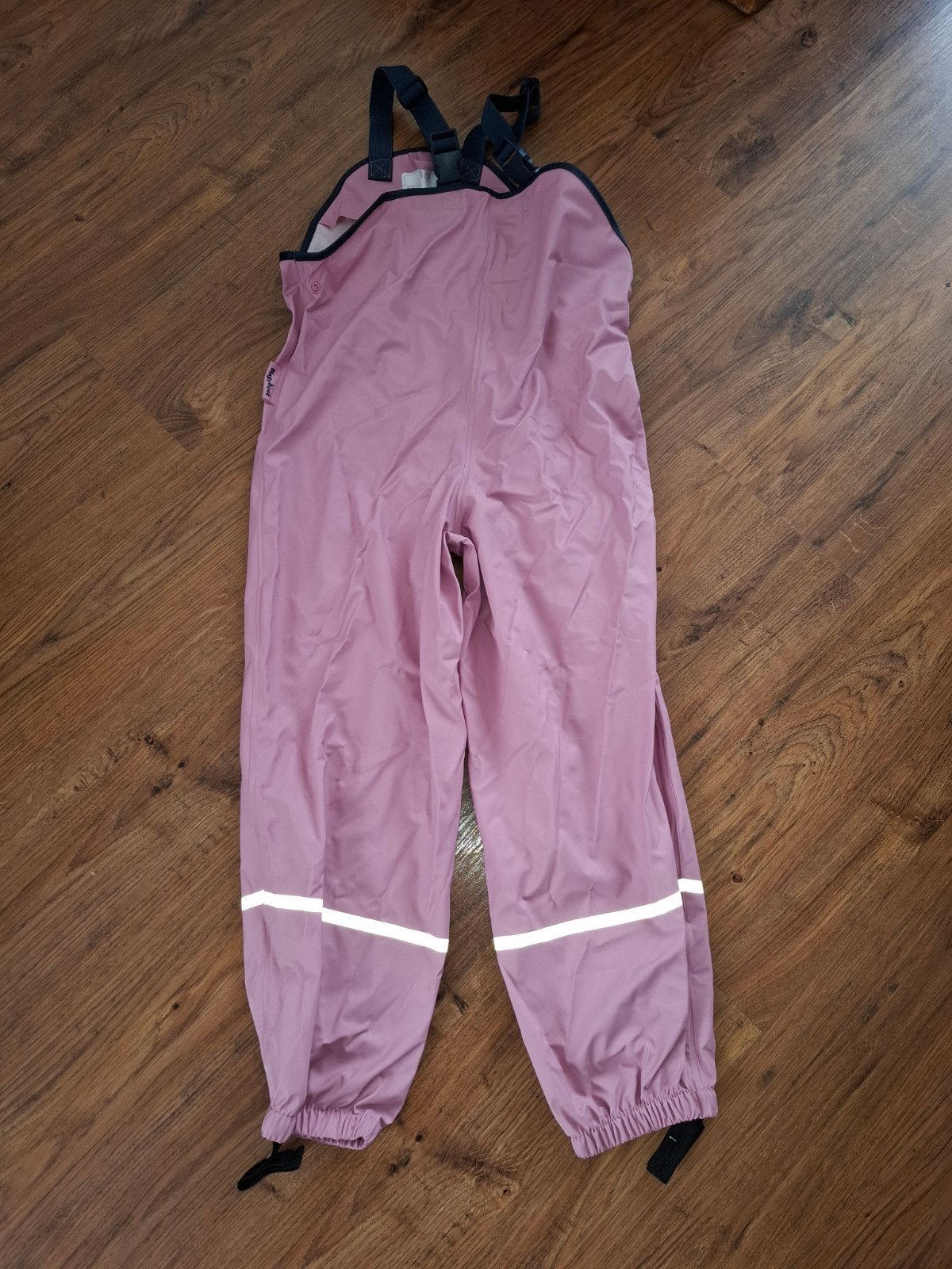 Kinder regenpak broek van playhoes maat 128 roze.
1x gedrage, Ophalen of Verzenden, Zo goed als nieuw, Meisje