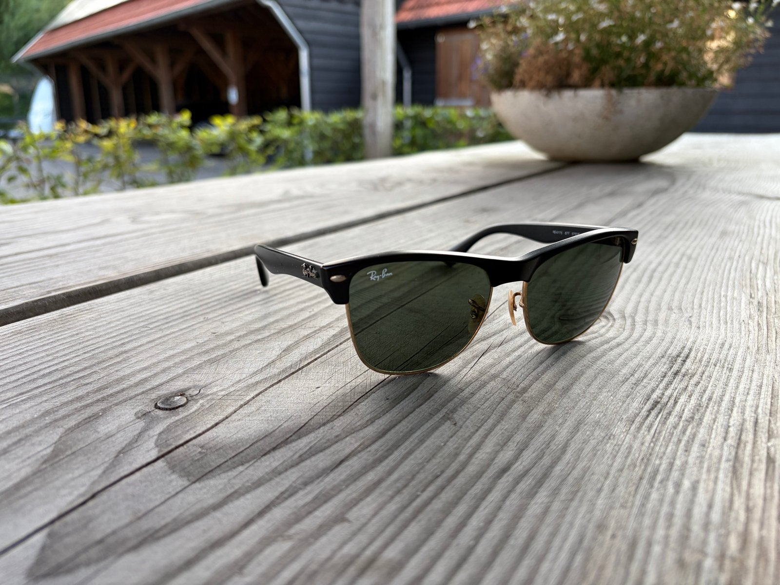 Ray-Ban Clubmaster Zonnebril RB4175 Zwart/Goud, Ophalen, Zonnebril, Zwart, Zo goed als nieuw