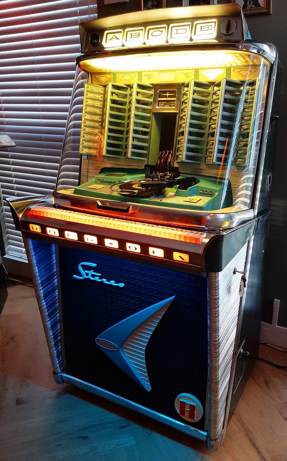 Rock-ola Tempo 2 200 select 1485, Ophalen, Zo goed als nieuw, Rock Ola