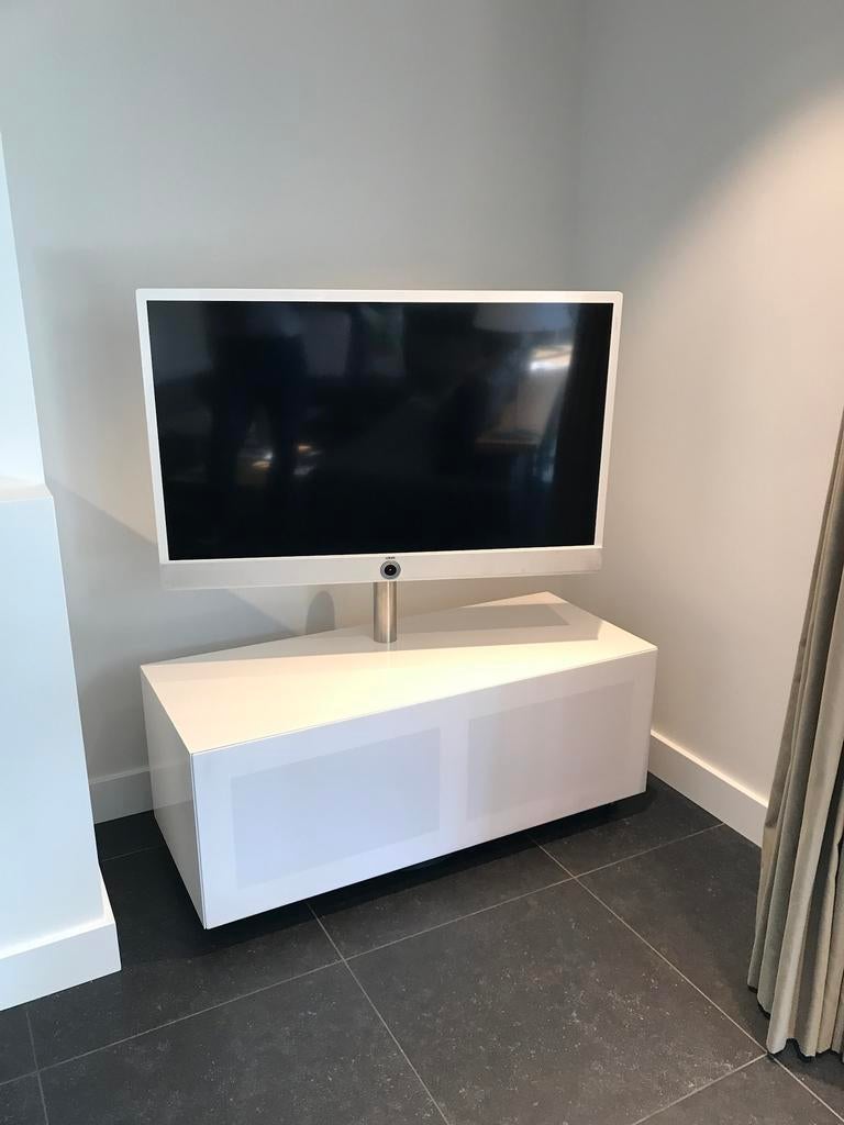 Loewe connect. ID 46 inch + bijpassende Loewe subwoofer., Audio, Tv en Foto, Televisies, Ophalen of Verzenden, 100 cm of meer