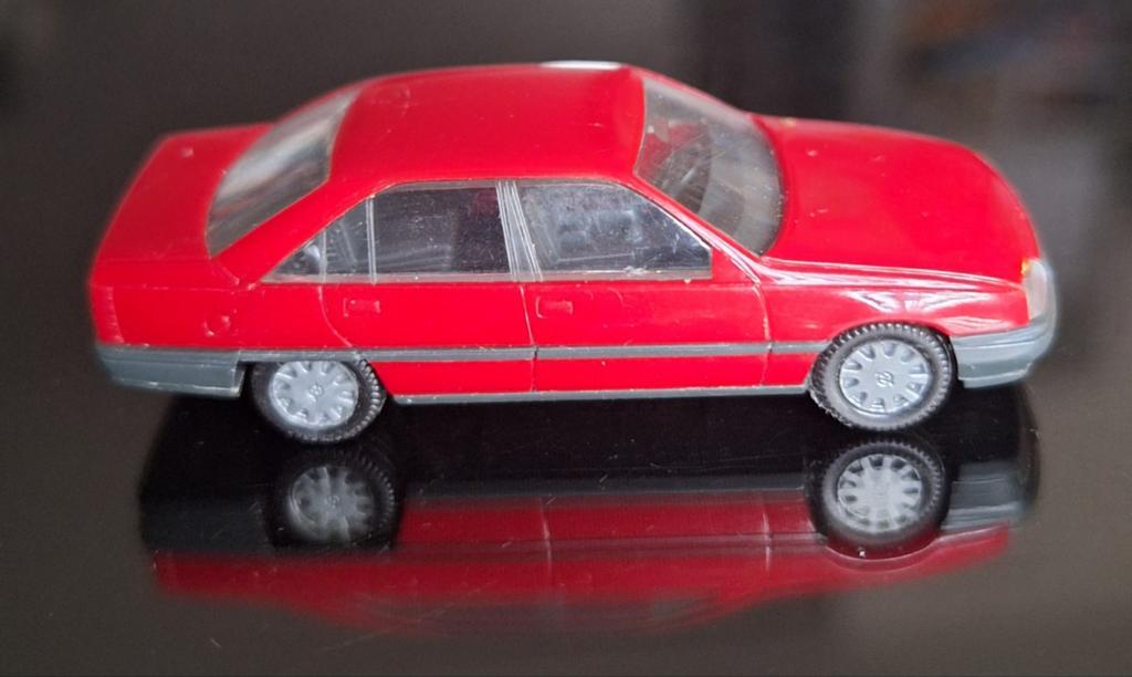 Herpa / opel omega gls, Ophalen of Verzenden, Zo goed als nieuw, Auto, Herpa