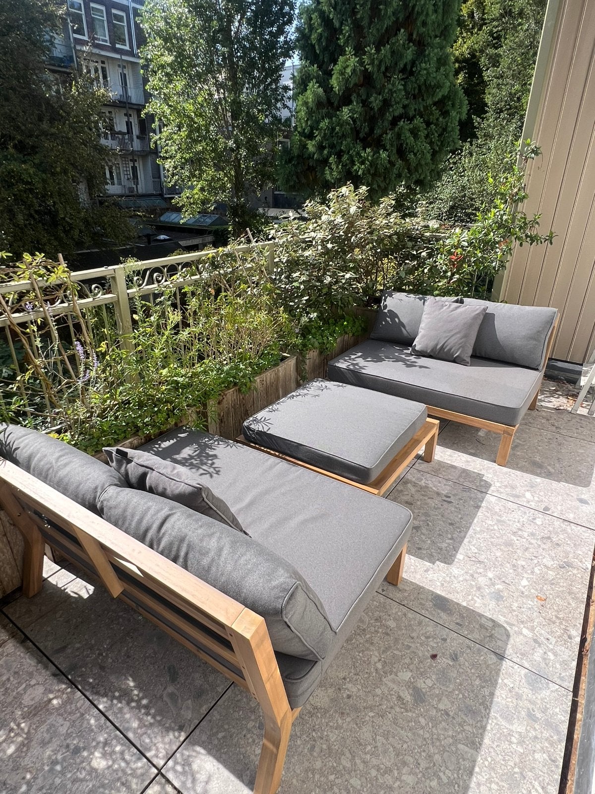Zo goed als nieuwe Wakefield tuinbanken en poef incl kussens, Tuin en Terras, Zo goed als nieuw, Loungeset, Bank, Hout